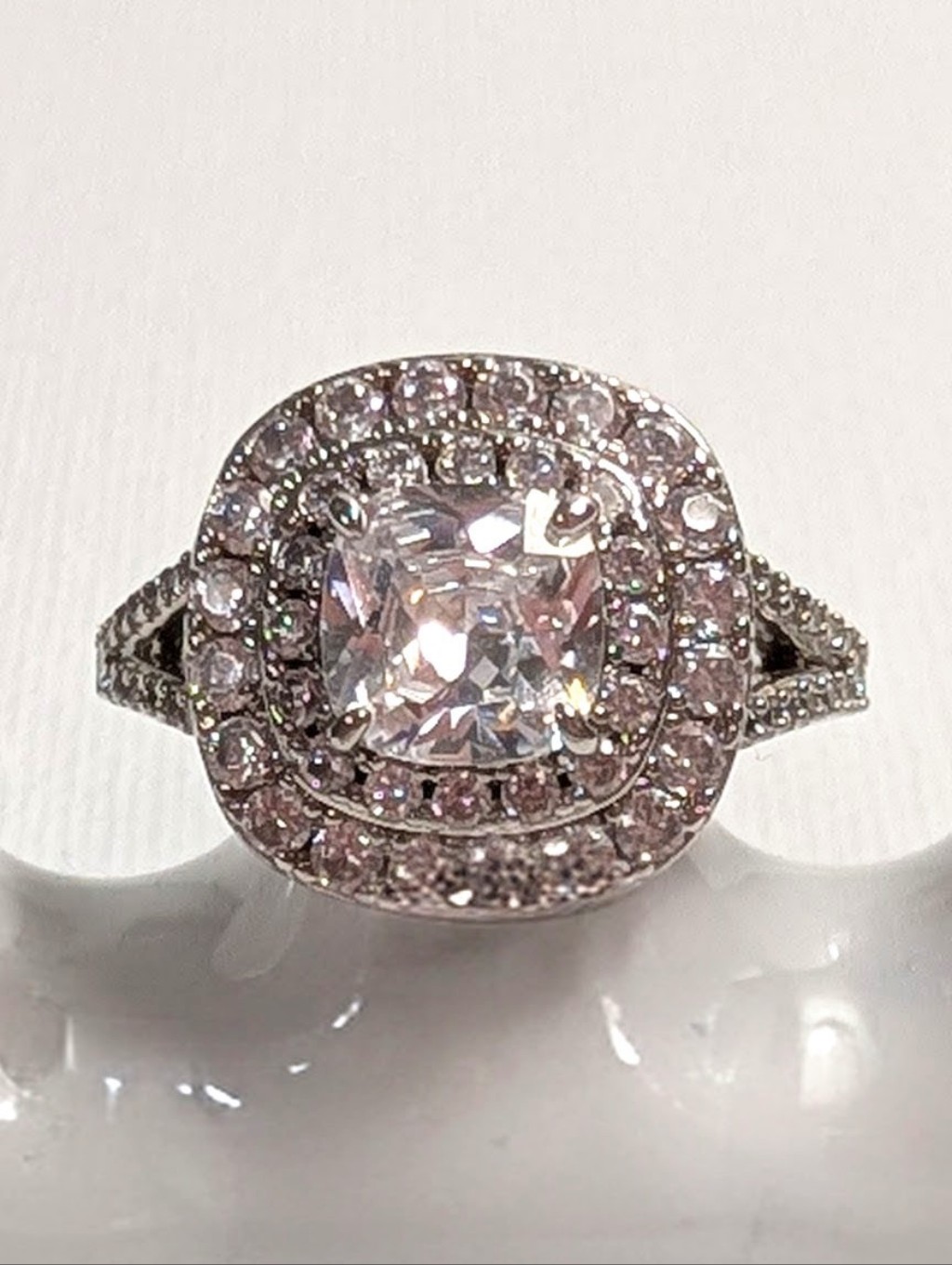 Bomb Party Eyes On You Ring Size 7